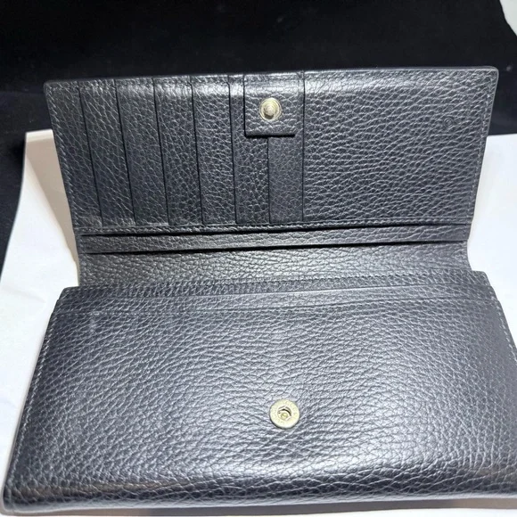 Gucci BlackPebbled Leather Wallet